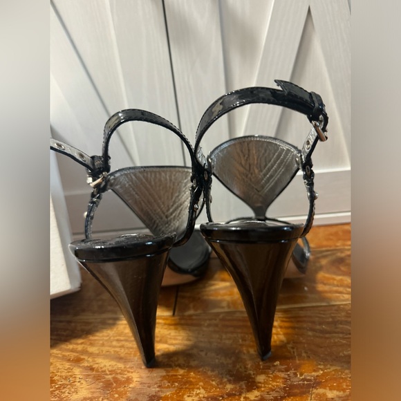 Versace heels like new with box black/rhinestones - Picture 3 of 13